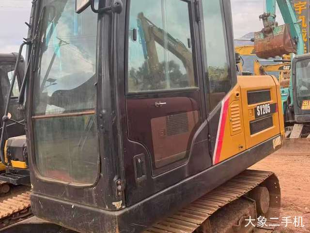 三一重工 SY135C-10 挖掘机