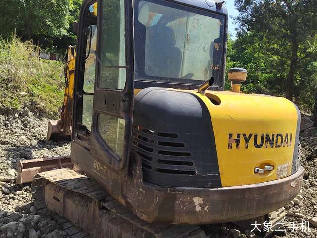 现代 R60-7 挖掘机