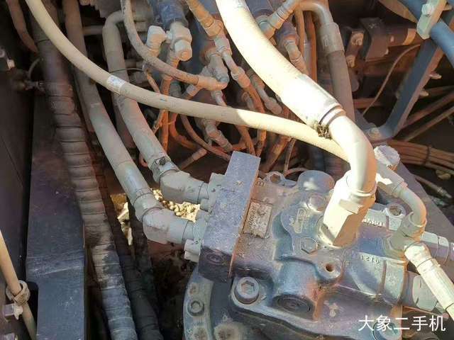 斗山 DX260LC-9C 挖掘机