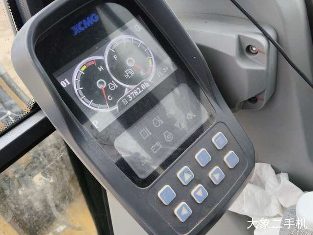 徐工 XE60 挖掘机