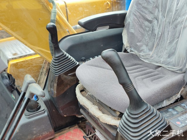 三一重工 SY135C 挖掘机