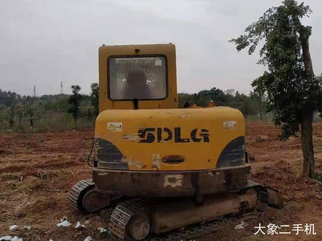山东临工 LG660 挖掘机