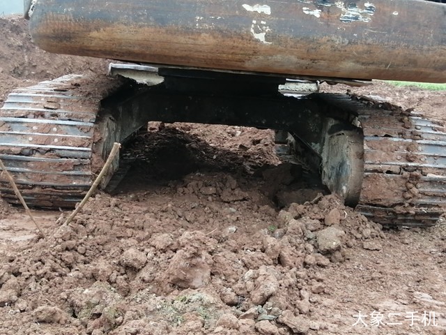 现代 R60-7 挖掘机