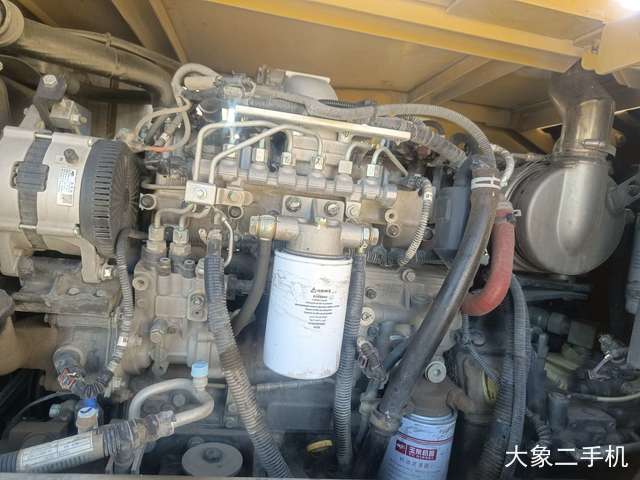 临工金利 LG680BM 挖掘机