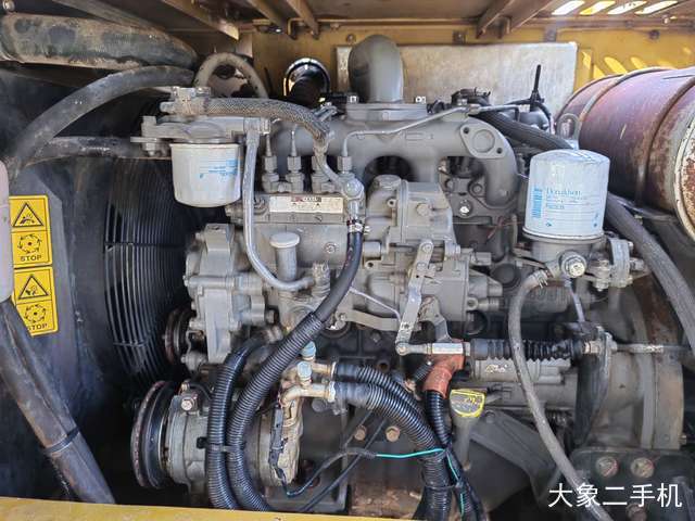 徐工 XE80D 挖掘机