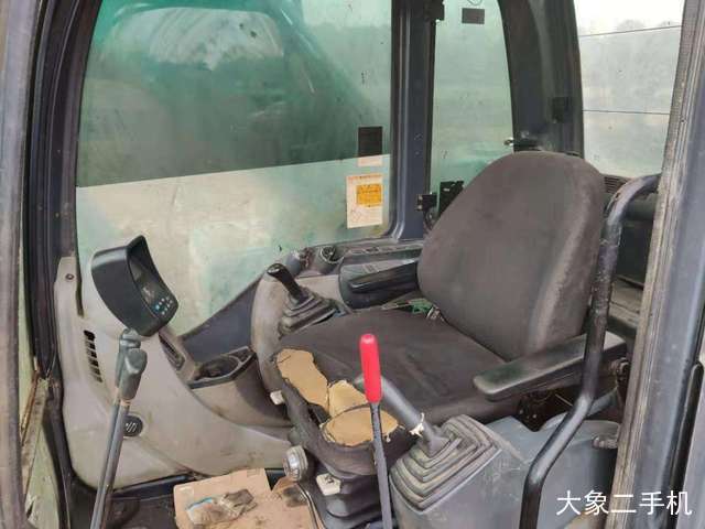 神钢 SK350LC-8 挖掘机