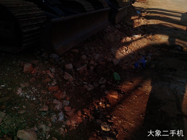徐工 XE75D 挖掘机