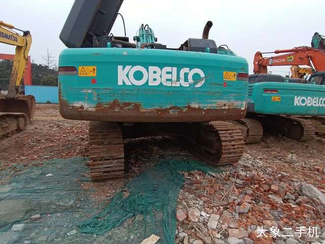 神钢 SK460-8 挖掘机