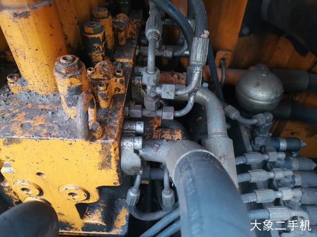 三一重工 SY235C-9 挖掘机
