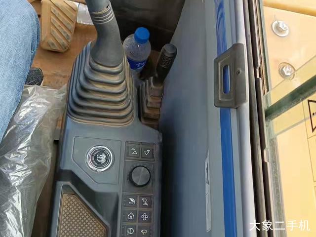 三一重工 SY55C 挖掘机