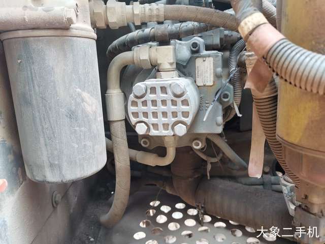 日立 ZX130-5A 挖掘机