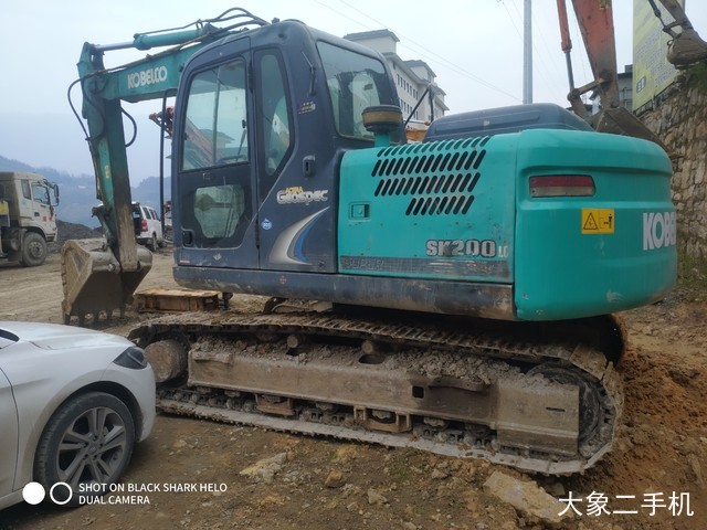 神钢 SK140LC-8 挖掘机