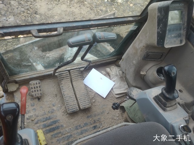 中联重科 ZE75 挖掘机