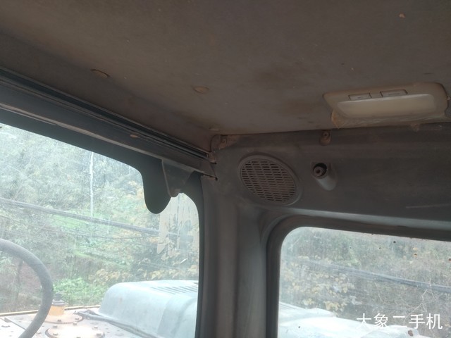 现代 R150LC-9 挖掘机