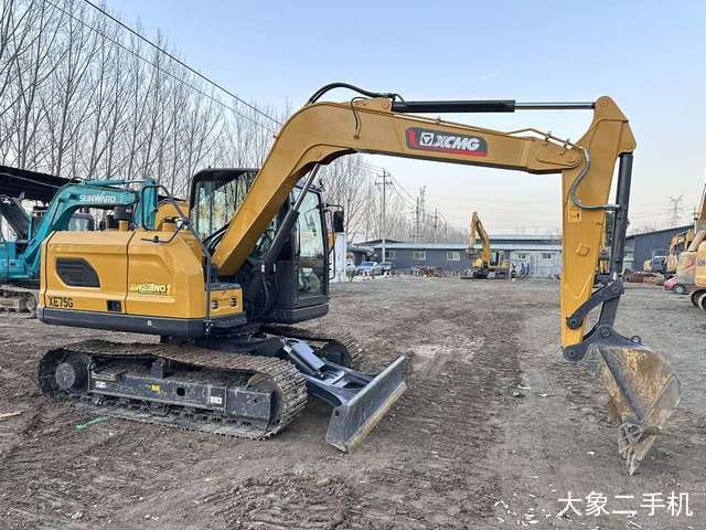 徐工 XE75G 挖掘机