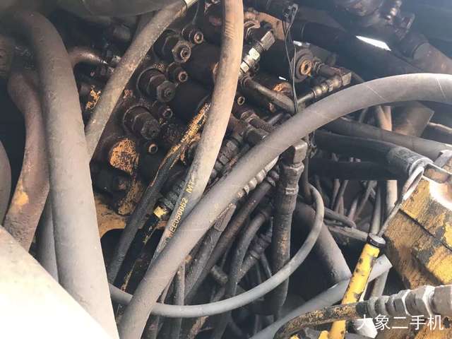 加藤 HD820LC-II 挖掘机