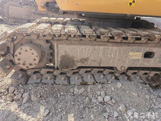 徐工 XE15U 挖掘机