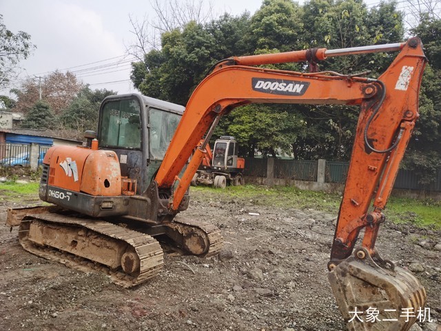 斗山 DH60-7 挖掘机