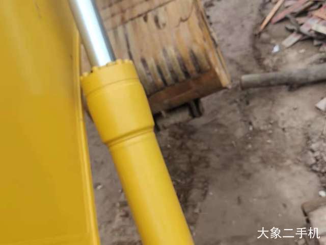 山东临工 E6300F 挖掘机