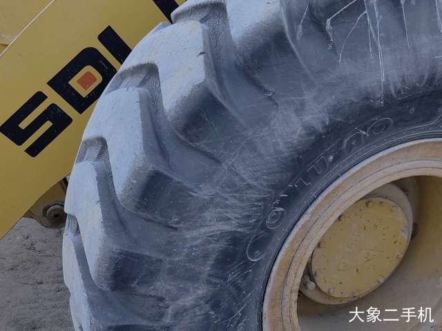 山东临工 L955F 装载机