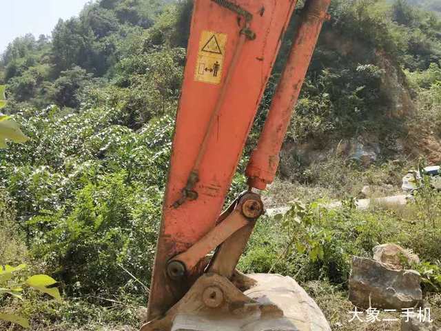 日立 ZX250LC-3 挖掘机