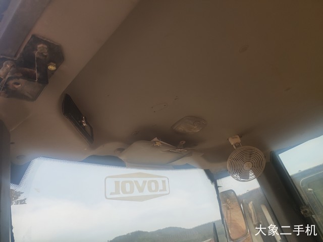 雷沃重工 FL956F 装载机