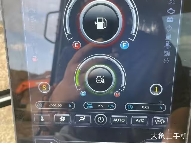 三一重工 SY245H 挖掘机
