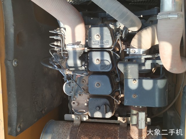 现代 R150LC-9 挖掘机