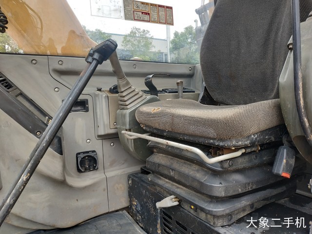 柳工 CLG908D 挖掘机