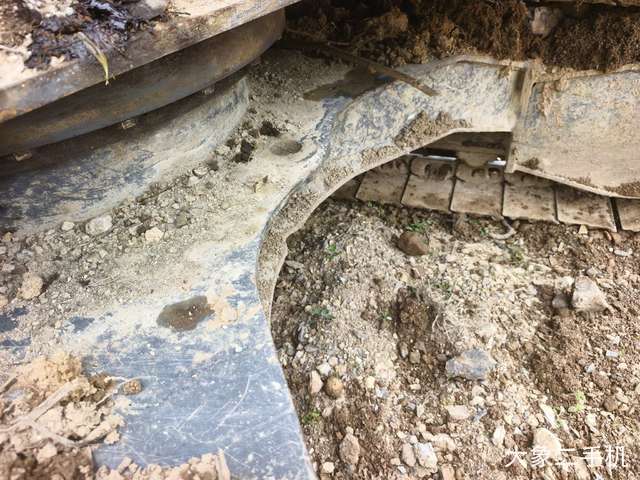 徐工 XE75D 挖掘机