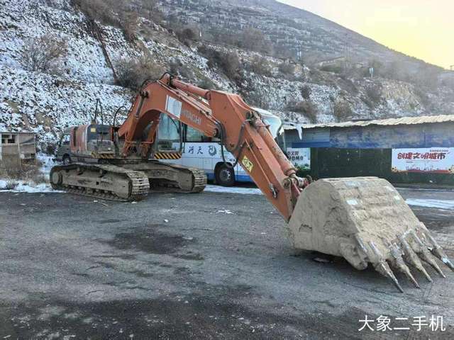 日立 EX270 挖掘机