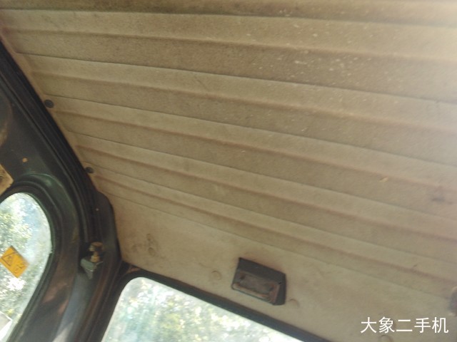 神钢 SK250-8 挖掘机