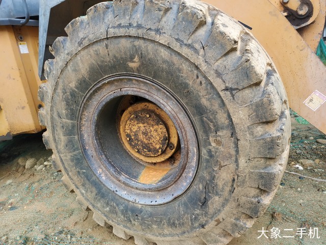 龙工 LG855B 装载机