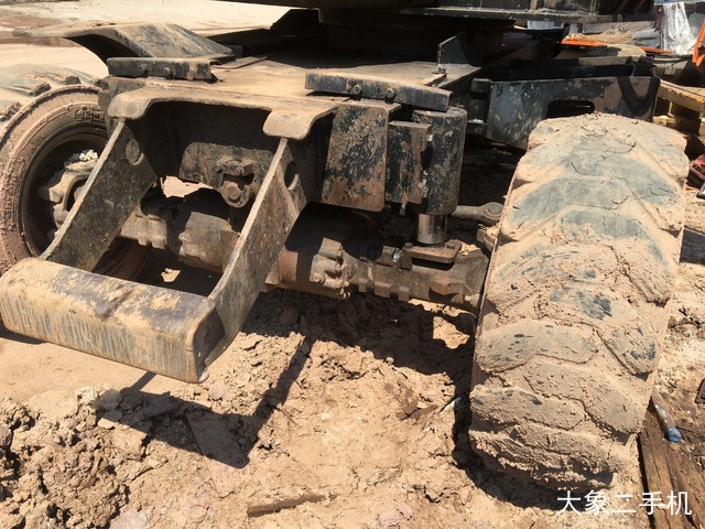 现代 R60W-7 挖掘机