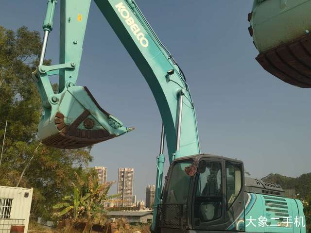 神钢 SK350LC-10 挖掘机