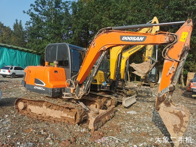 斗山 DX55-9C 挖掘机