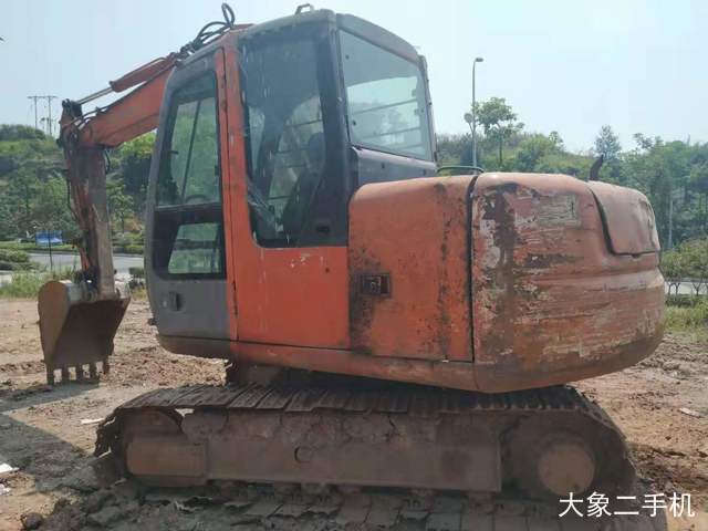 日立 EX70 挖掘机