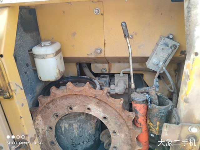 徐工 XE75D 挖掘机