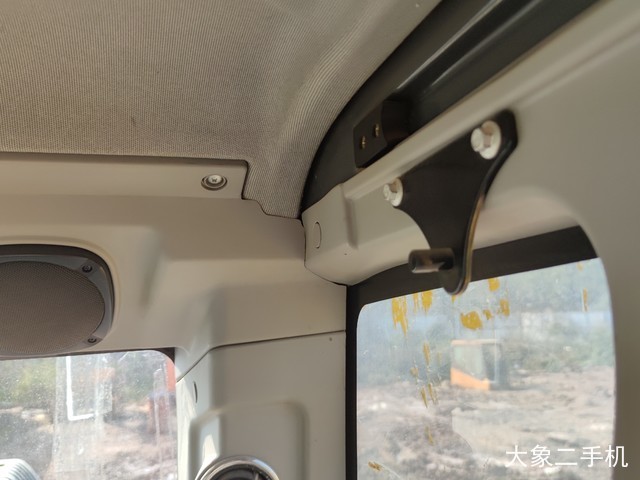 徐工 XE215D 挖掘机