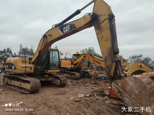 卡特彼勒 320D液压 挖掘机