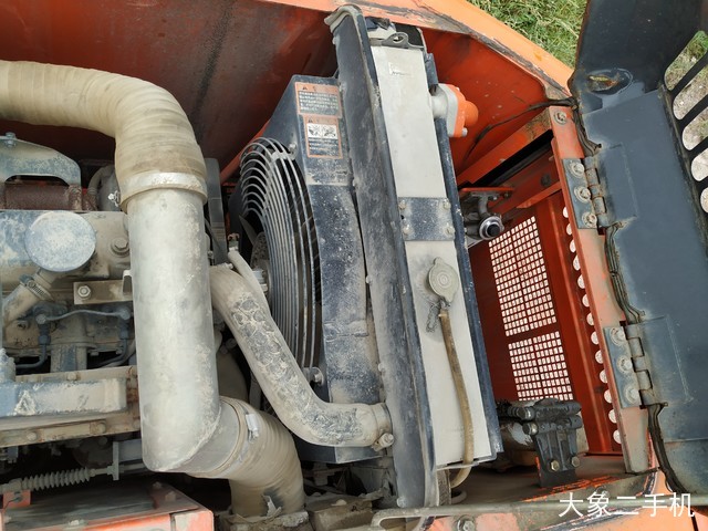 斗山 DX150LC 挖掘机