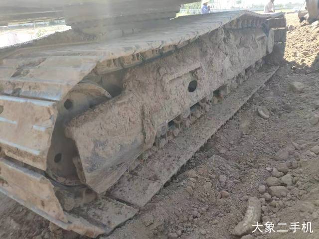 沃尔沃 EW140B 挖掘机