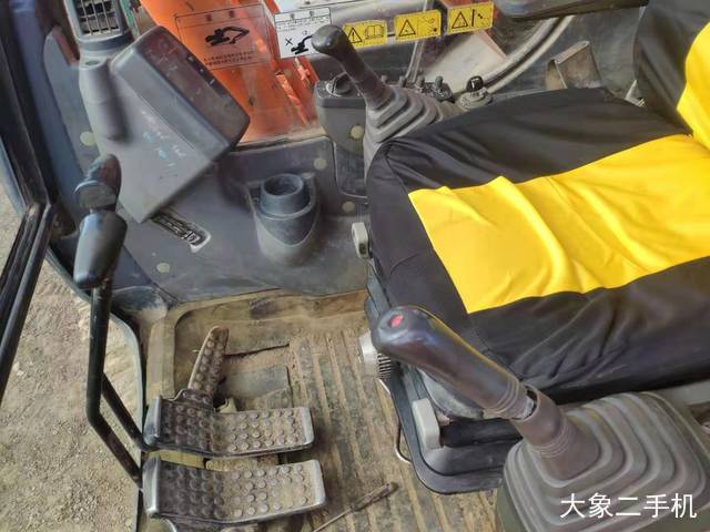 日立 ZX210LC-3G 挖掘机