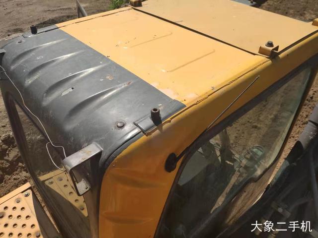 沃尔沃 EW140B 挖掘机