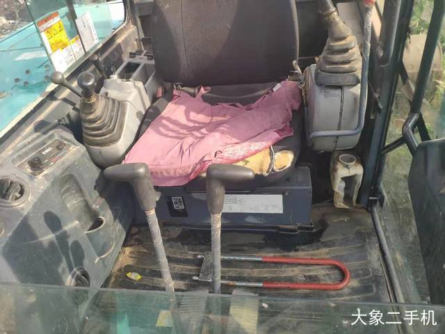 神钢 SK60-8 挖掘机