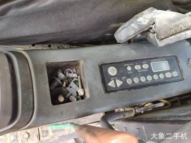 日立 ZX210LC-3G 挖掘机