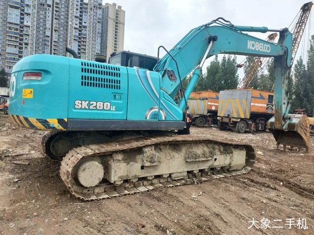 神钢 SK260LC-10 挖掘机