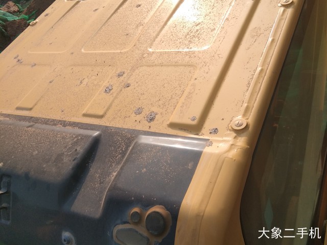 小松 PC220-8M0 挖掘机