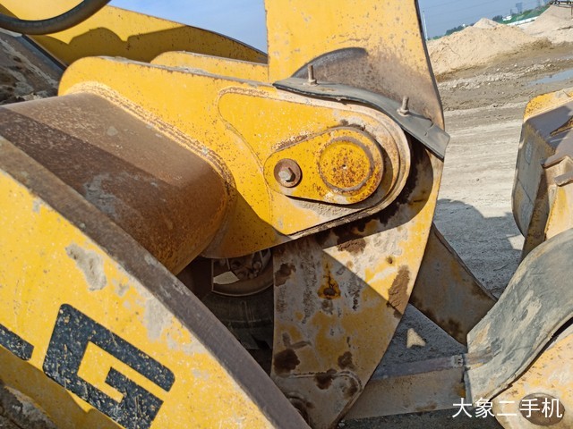 山东临工 L955F 装载机