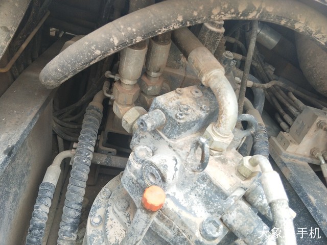 徐工 XE200D 挖掘机